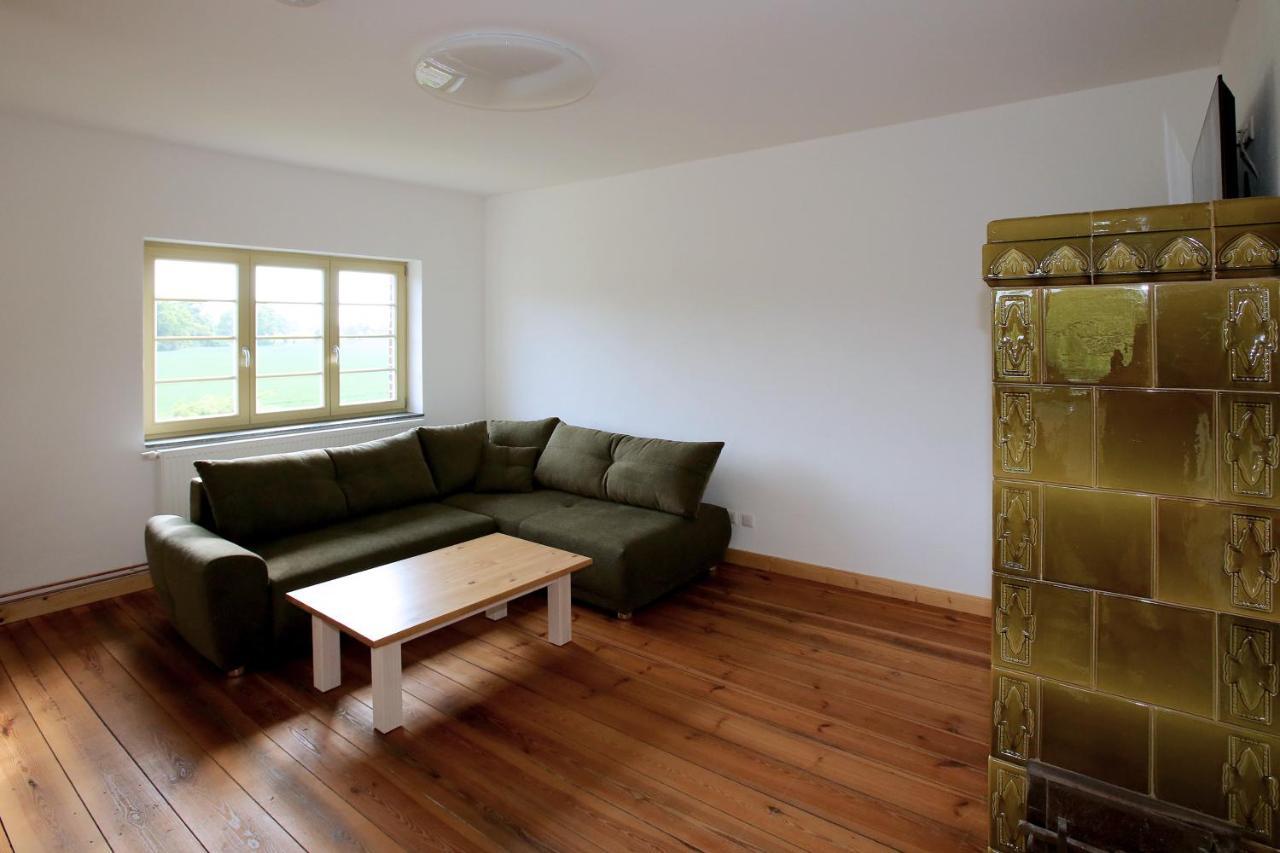 Bahnhof Hohen Mistorf Apartment Ngoại thất bức ảnh