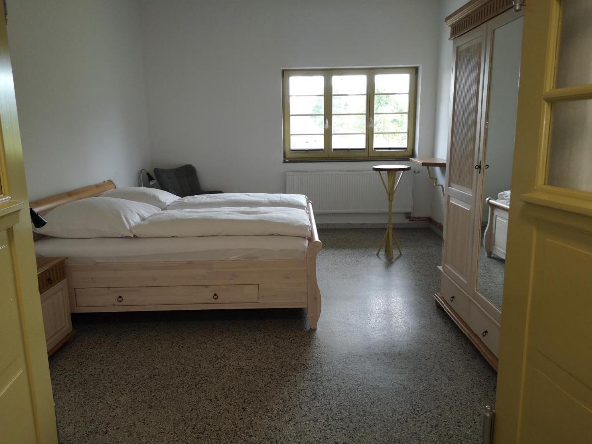 Bahnhof Hohen Mistorf Apartment Ngoại thất bức ảnh