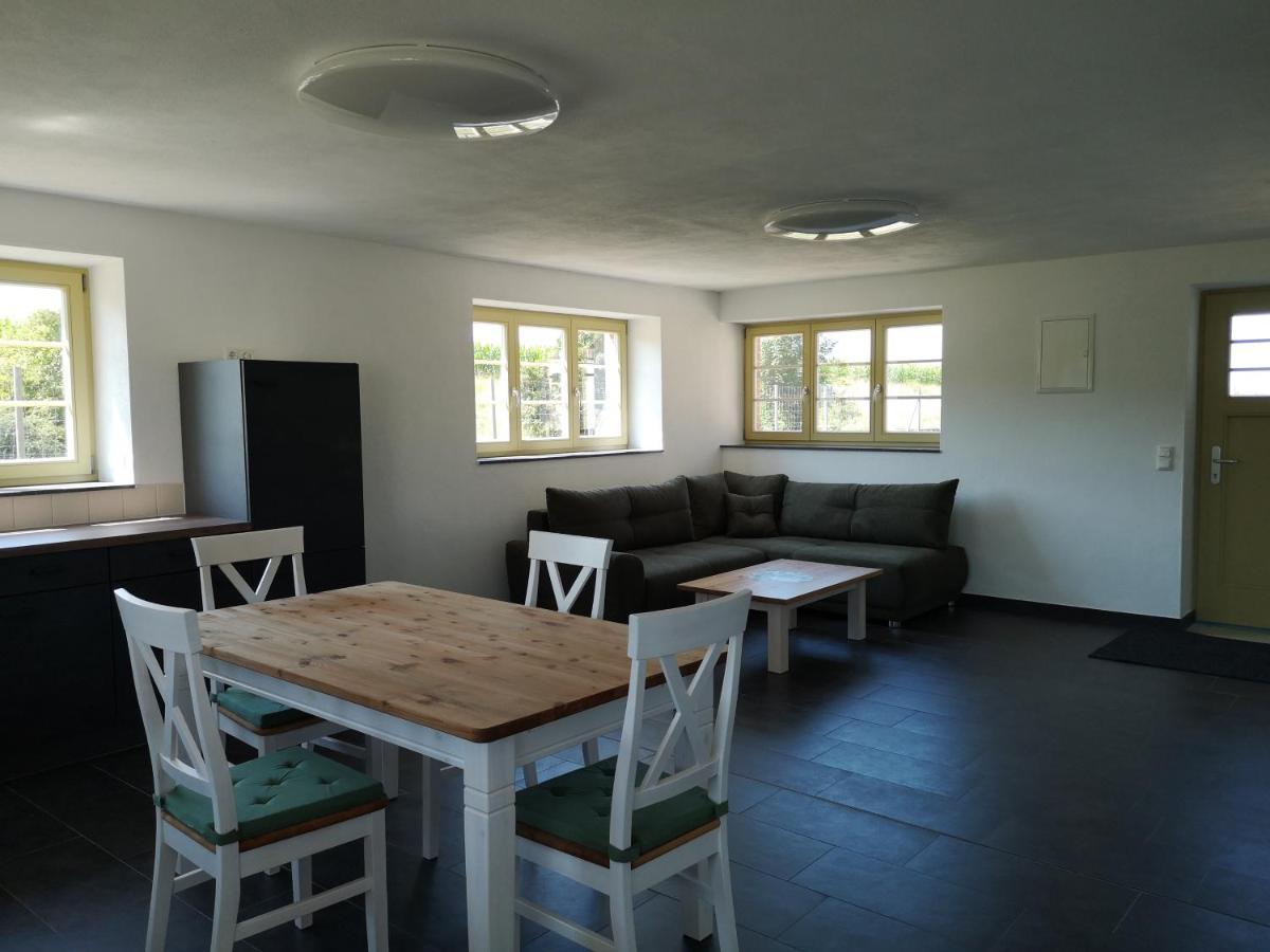Bahnhof Hohen Mistorf Apartment Ngoại thất bức ảnh